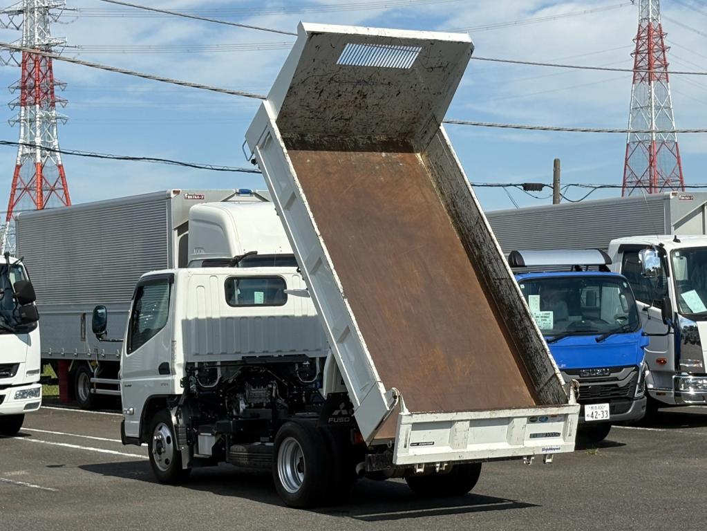 三菱 キャンター 2RG-FBA60(2WD)の写真11
