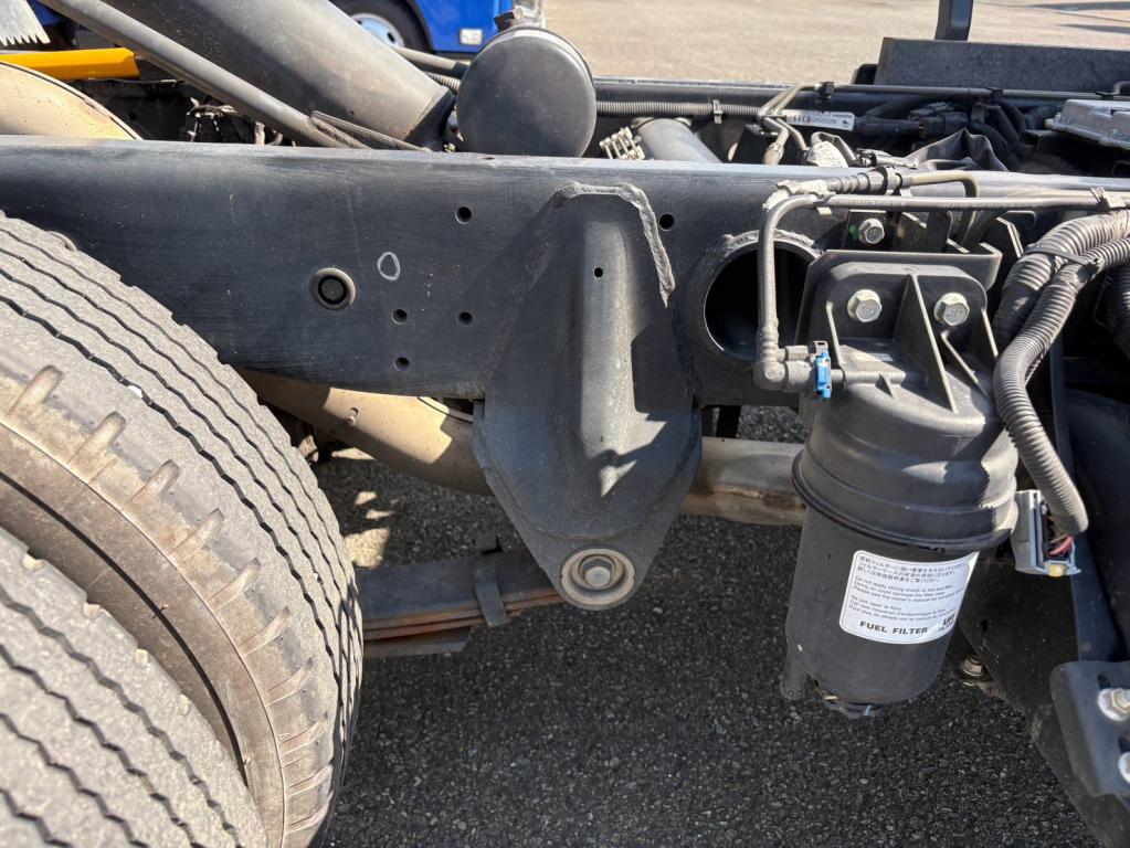 三菱 キャンター 2RG-FBA60(2WD)の写真17