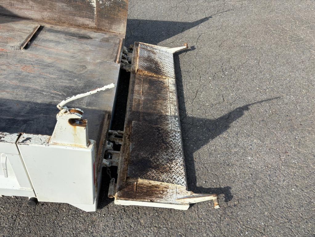 三菱 キャンター 2RG-FBA60(2WD)の写真12