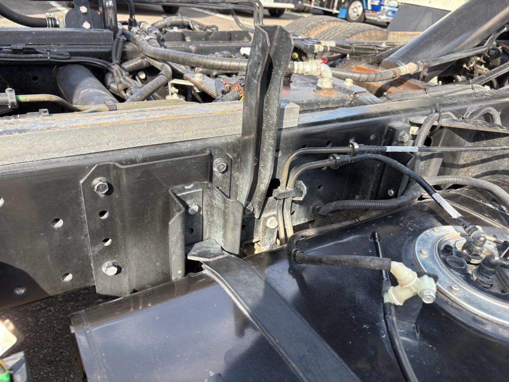 三菱 キャンター 2RG-FBA60(2WD)の写真17