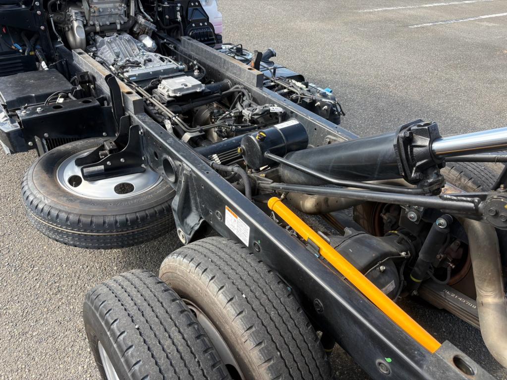 三菱 キャンター 2RG-FBA60(2WD)の写真15
