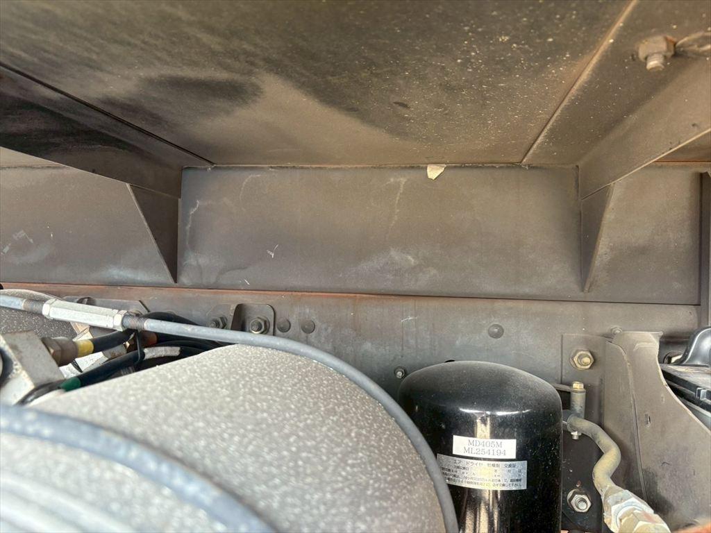 三菱 スーパーグレート QKG-FV60VJR(6x4)の写真15