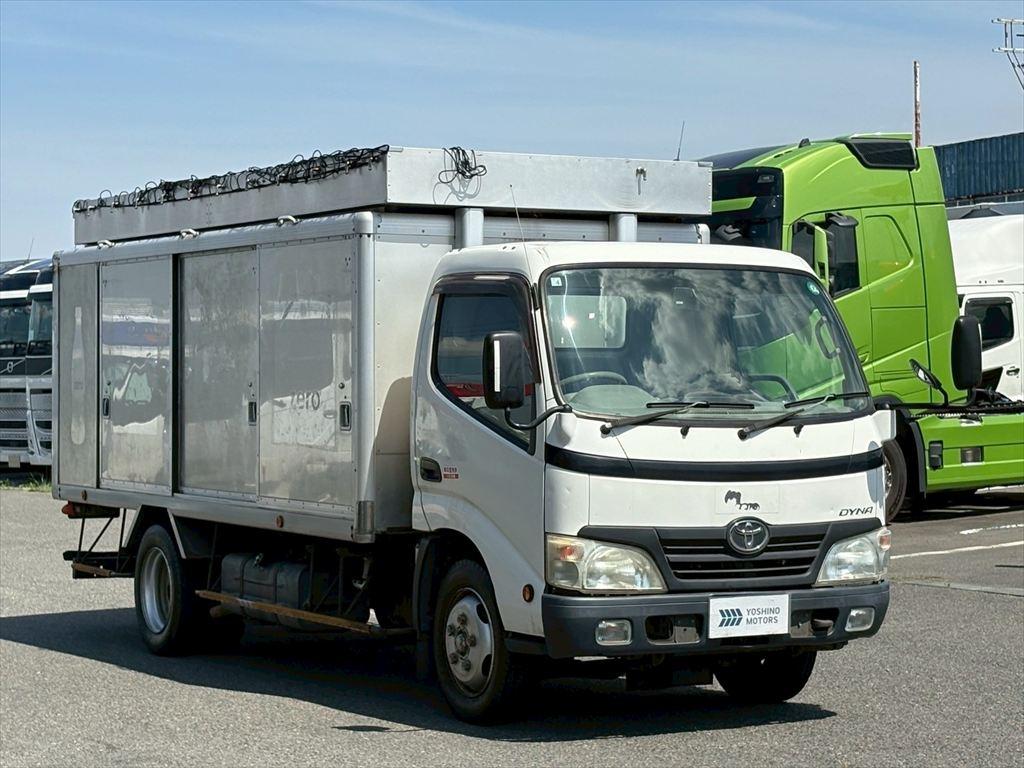 日野 デュトロ BDG-XZU344(2WD)の写真2