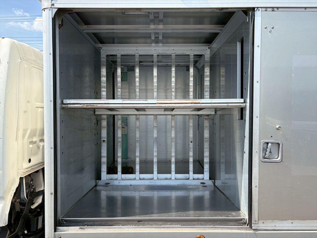 日野 デュトロ BDG-XZU344(2WD)の写真10