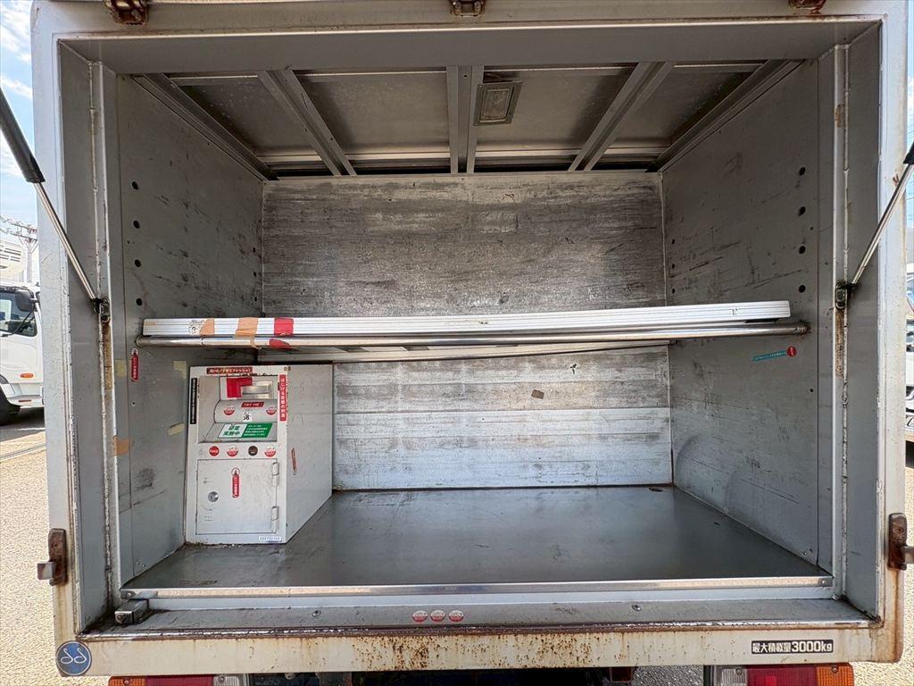 日野 デュトロ BDG-XZU344(2WD)の写真14