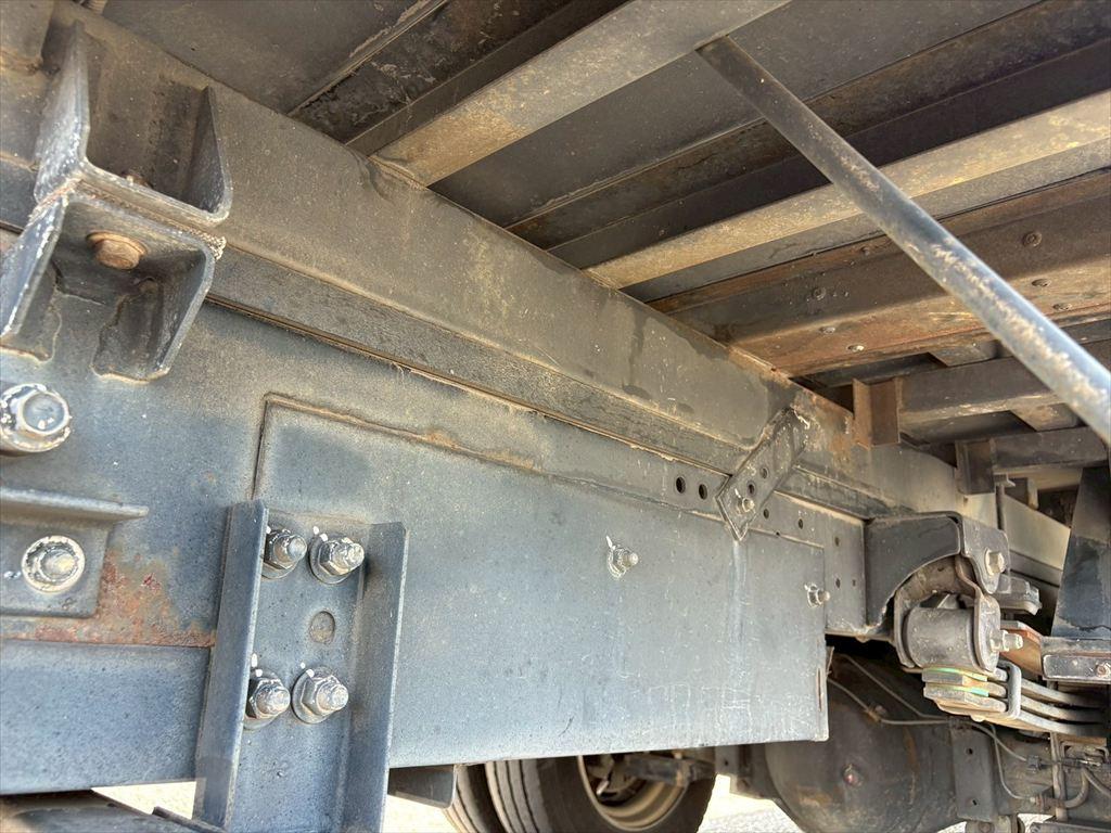 日野 デュトロ BDG-XZU344(2WD)の写真17