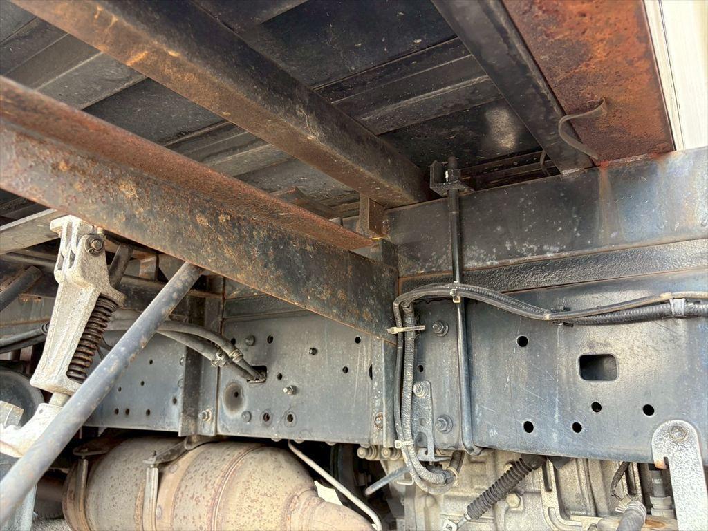 日野 デュトロ BDG-XZU344(2WD)の写真18