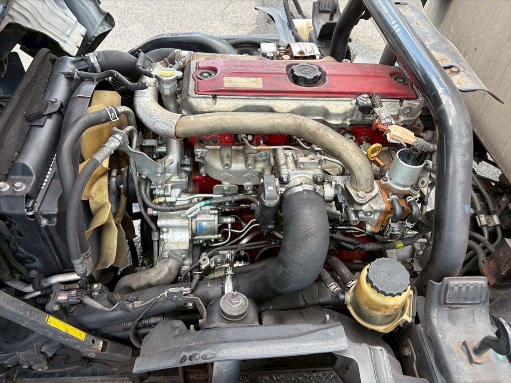 日野 デュトロ BDG-XZU344(2WD)の写真19