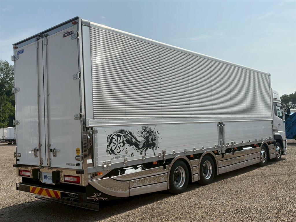 UD クオン 2RG-CG5FA(8x4)の写真4