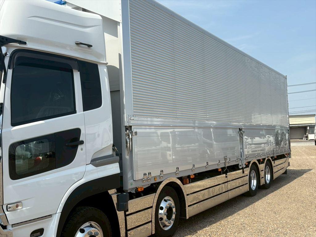 UD クオン 2RG-CG5FA(8x4)の写真6