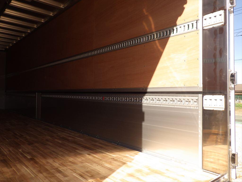 UD クオン 2RG-CG5FA(8x4)の写真13