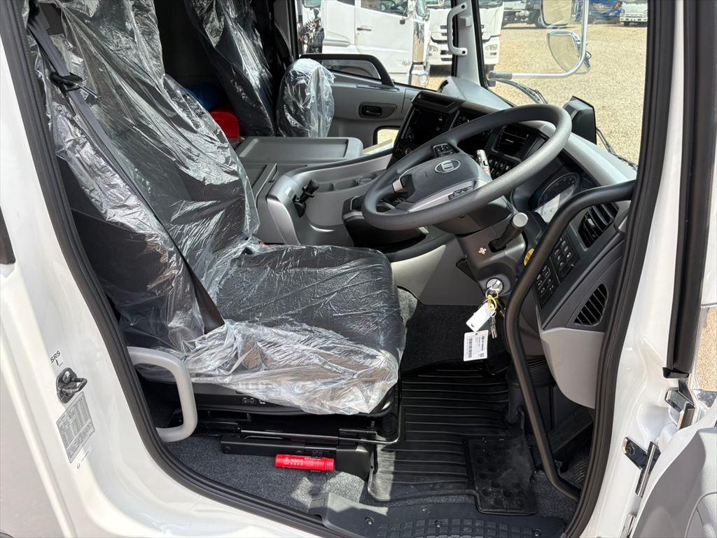 ＵＤ クオン 2RG-CG5FA(8x4)の写真21