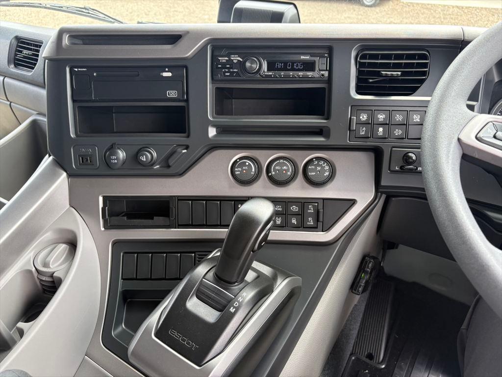 ＵＤ クオン 2RG-CG5FA(8x4)の写真22