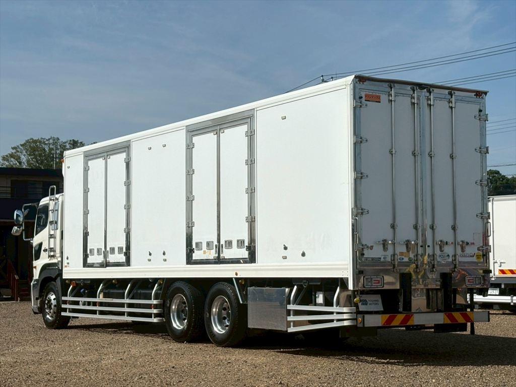 日野 プロフィア 2DG-FR1AHG(6x2)の写真3