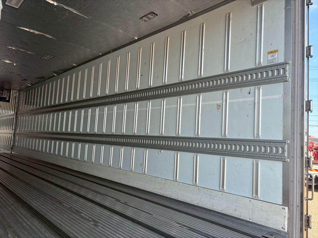 日野 プロフィア 2DG-FR1AHG(6x2)の写真10