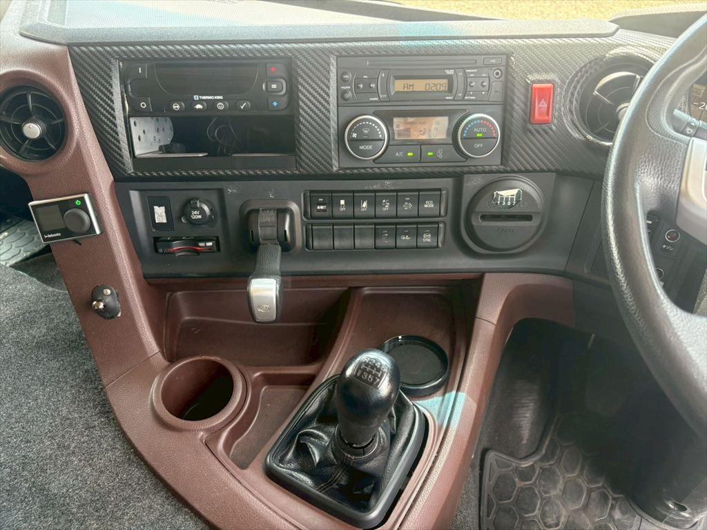 日野 プロフィア 2DG-FR1AHG(6x2)の写真22