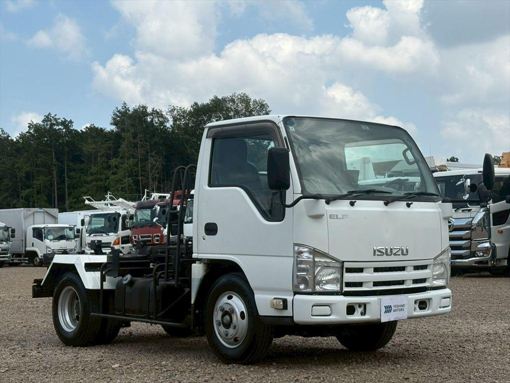 いすゞ エルフ TKG-NKR85AN(2WD)の写真2