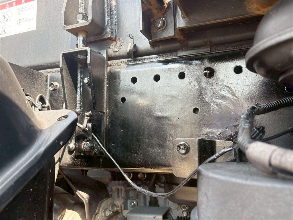 いすゞ エルフ TKG-NKR85AN(2WD)の写真17