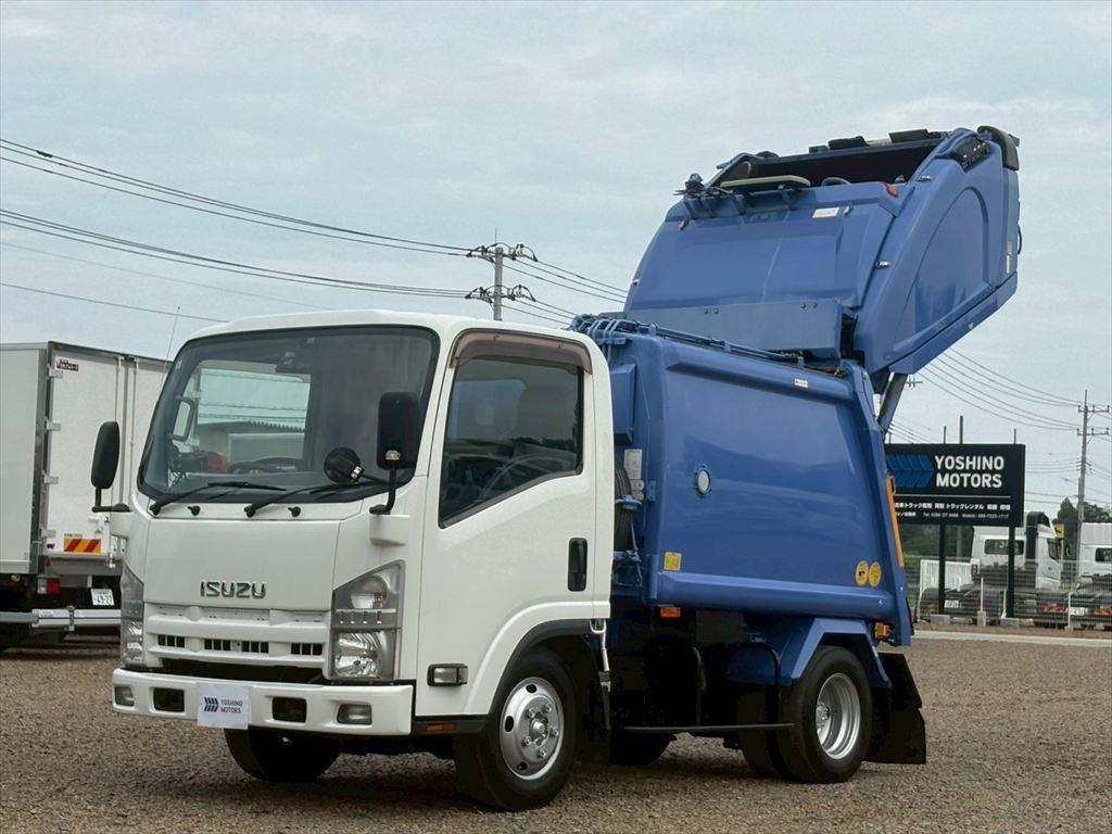 いすゞ エルフ TKG-NMR85AN(2WD)の写真1