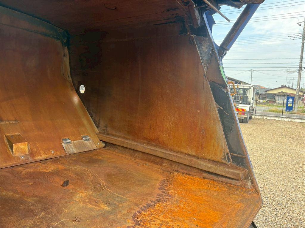 いすゞ エルフ TKG-NMR85AN(2WD)の写真10