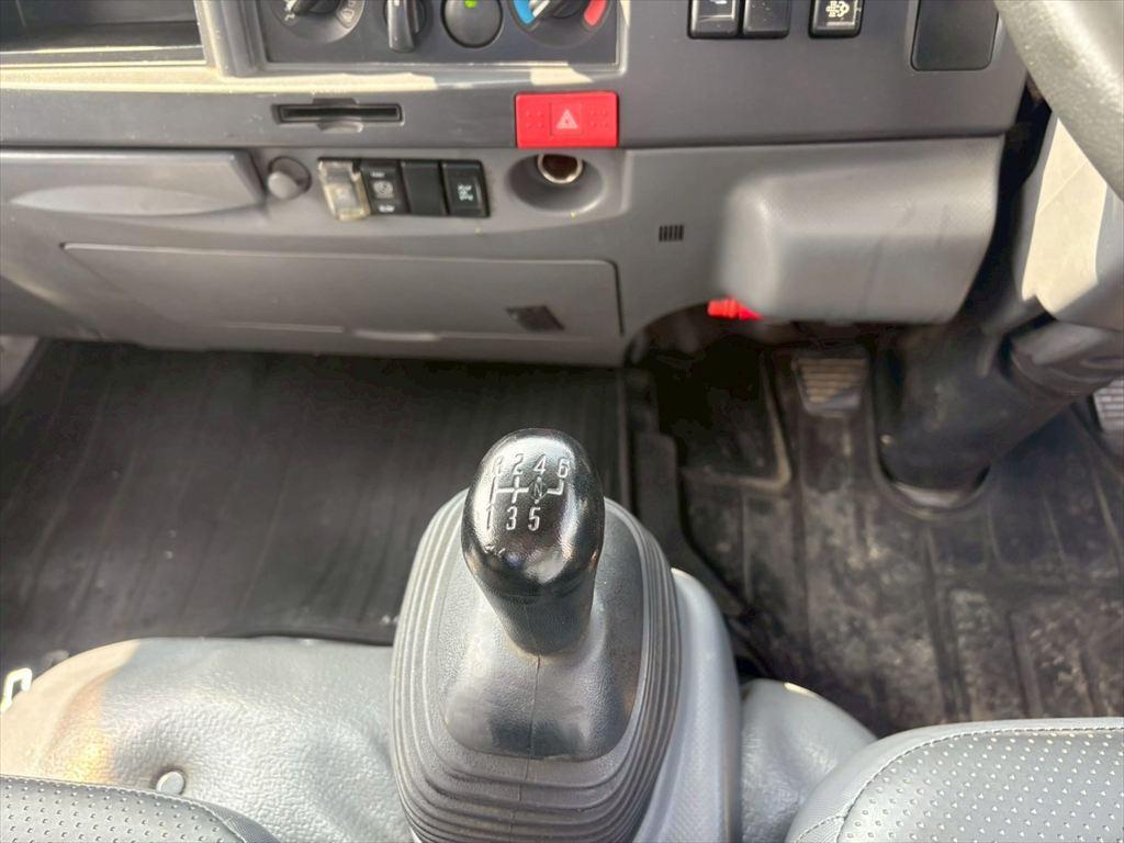 いすゞ エルフ TKG-NMR85AN(2WD)の写真23