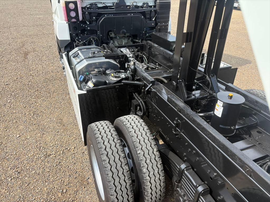 三菱 スーパーグレート 2PG-FV80VX(6x4)の写真15