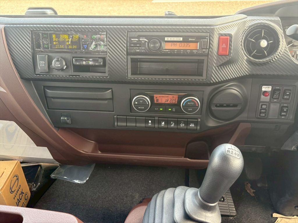 日野 レンジャー 2KG-FD2ABG(2WD)の写真22