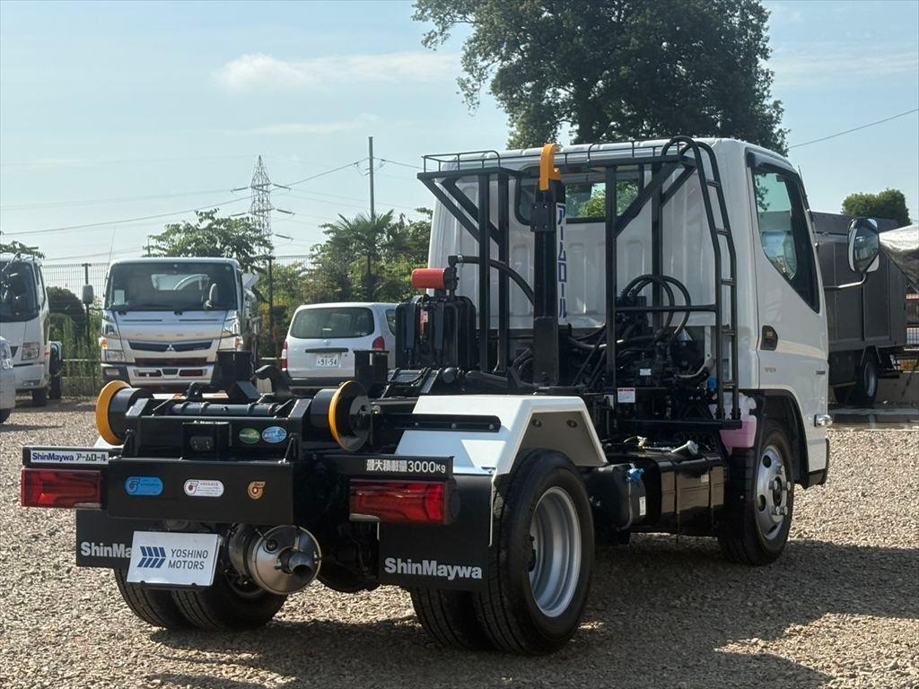 三菱 キャンター 2RG-FBAV0(2WD)の写真4