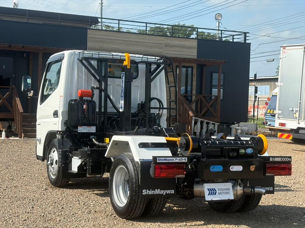 三菱 キャンター 2RG-FBAV0(2WD)の写真3