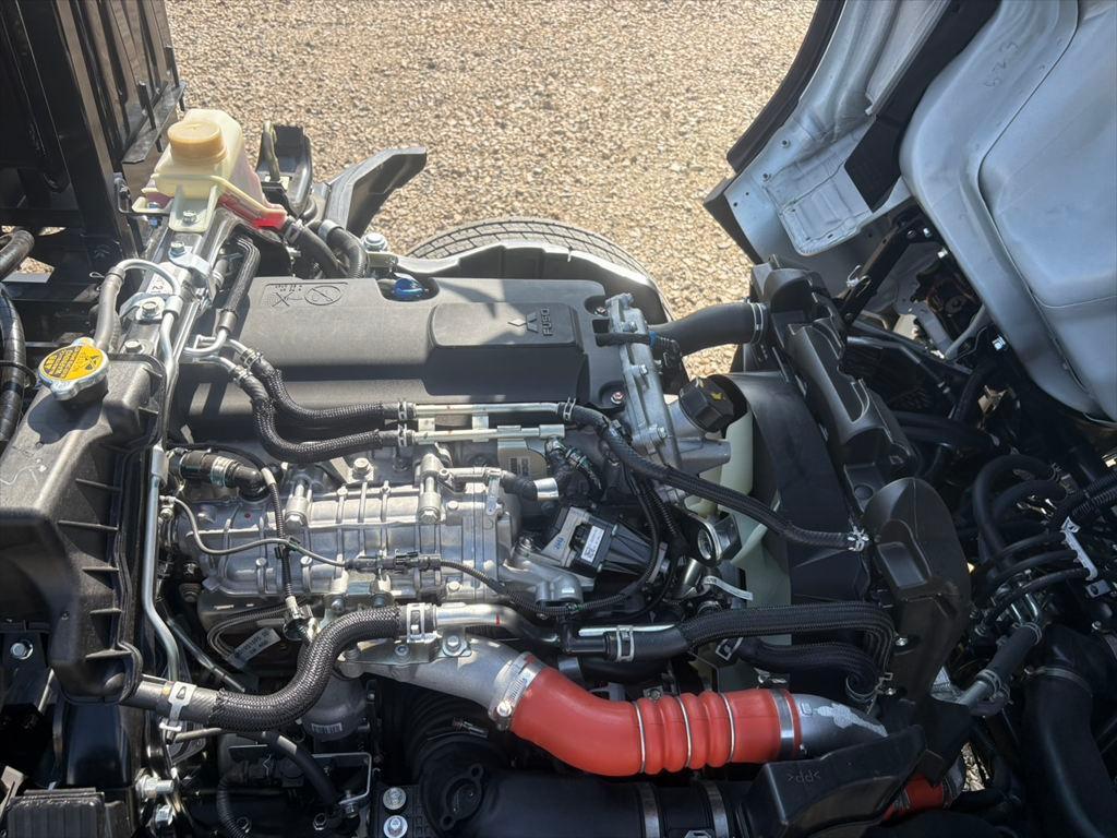 三菱 キャンター 2RG-FBAV0(2WD)の写真20