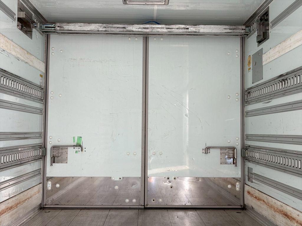 日野 レンジャー 2KG-FC2ABG(2WD)の写真11