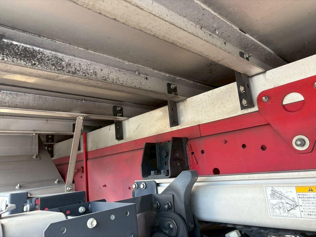 日野 レンジャー 2KG-FC2ABG(2WD)の写真15