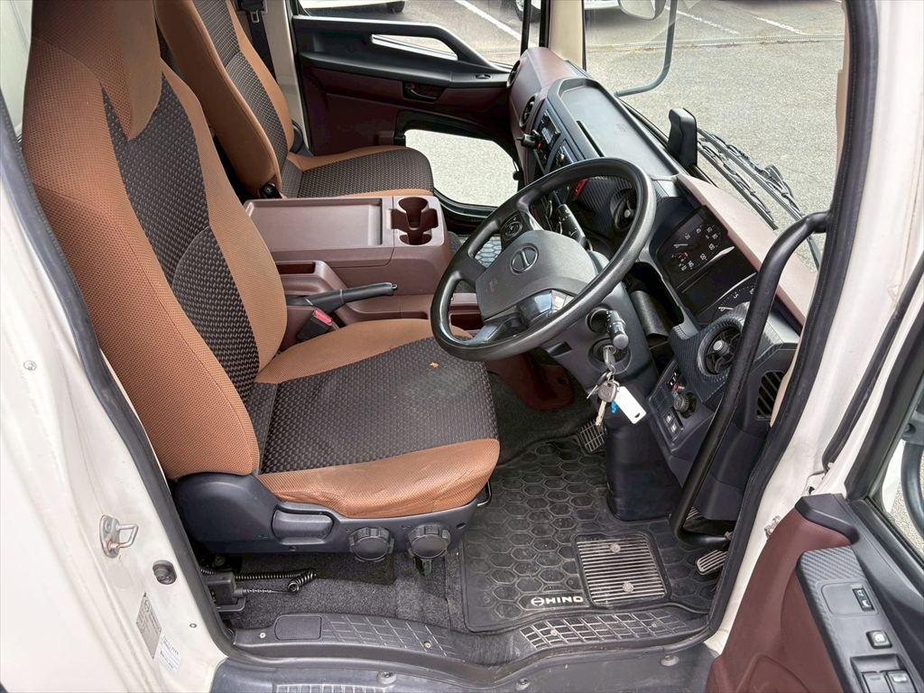 日野 レンジャー 2KG-FC2ABG(2WD)の写真21