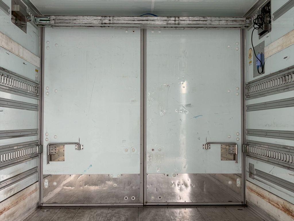 日野 レンジャー 2KG-FC2ABG(2WD)の写真11