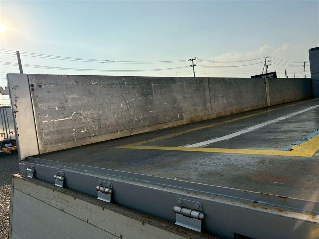 三菱 スーパーグレート 2PG-FU74HZ(6x2)の写真9