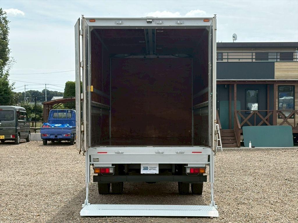 三菱 キャンター TPG-FEB90(2WD)の写真11