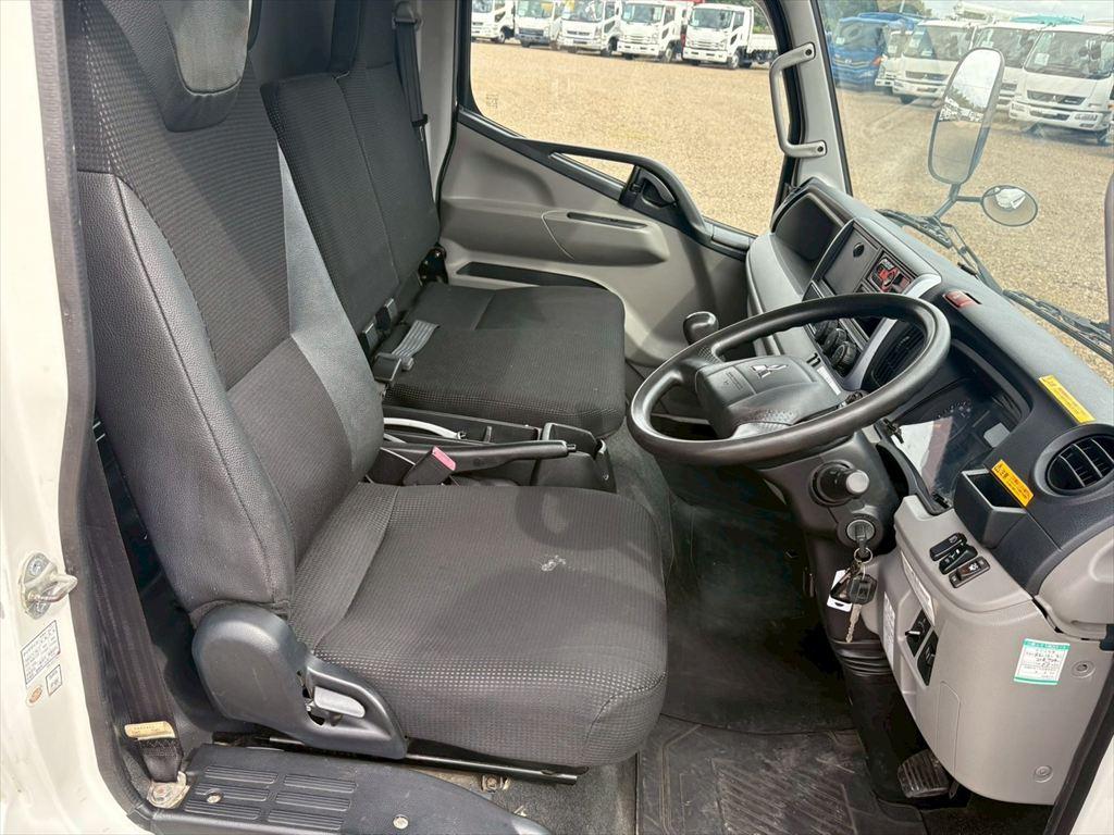 三菱 キャンター TPG-FEB90(2WD)の写真21