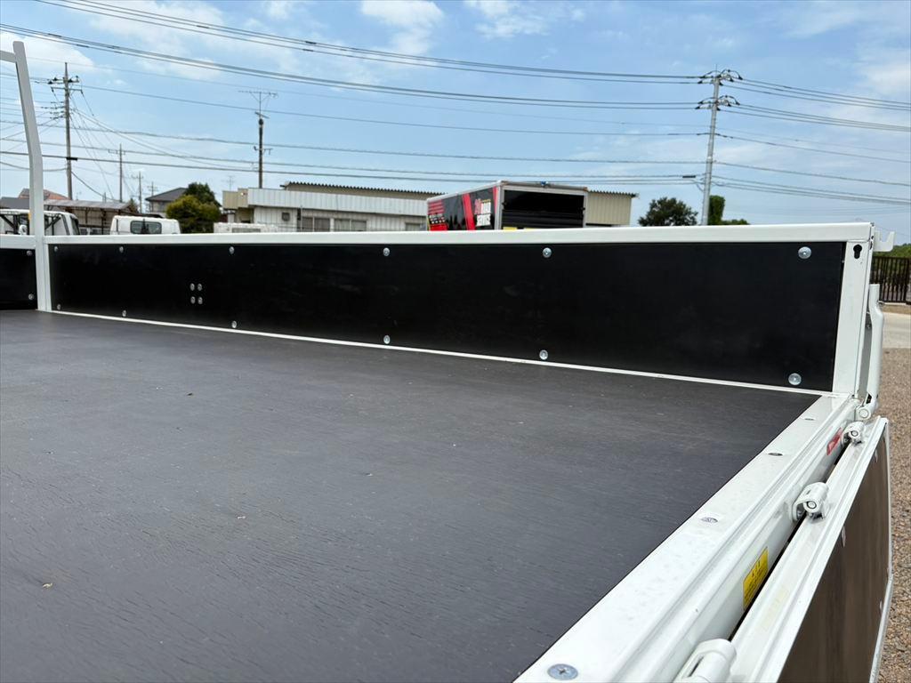 三菱 キャンター 2PG-FEB80(2WD)の写真10