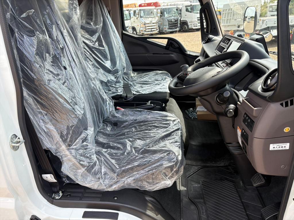 三菱 キャンター 2PG-FEB80(2WD)の写真21