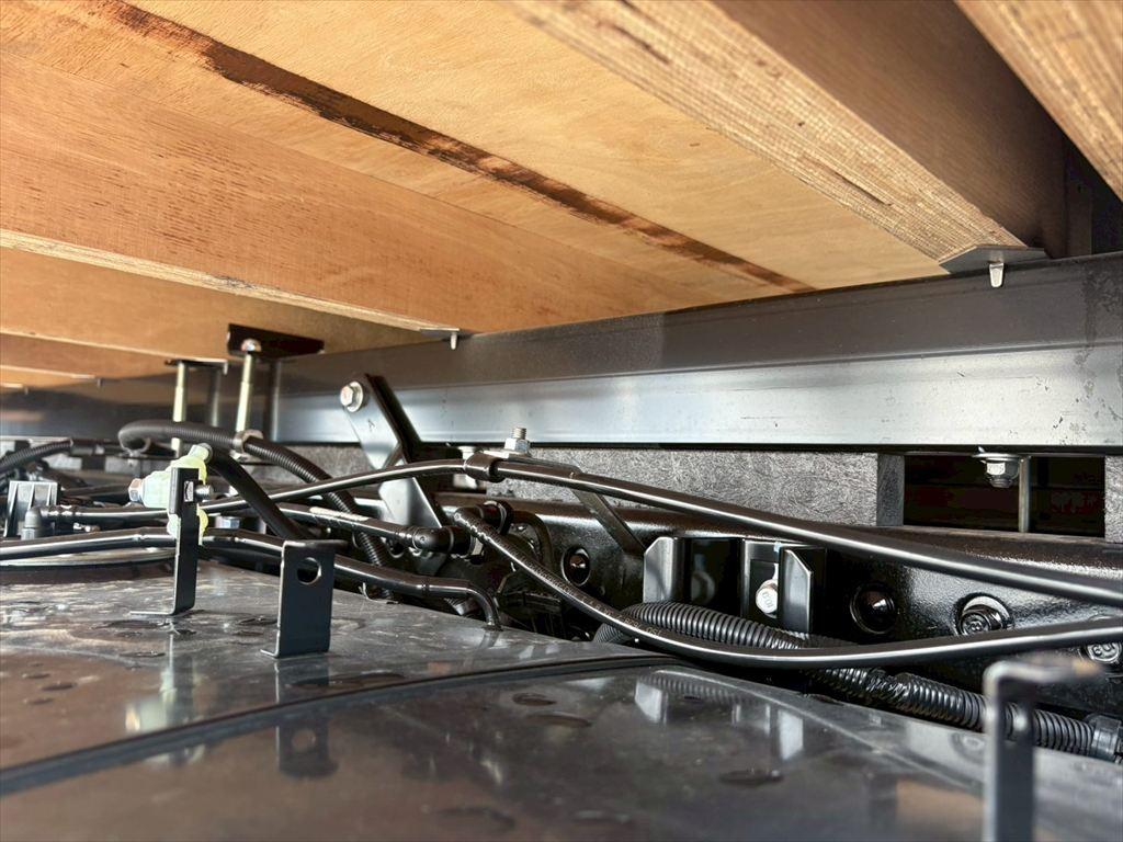 三菱 キャンター 2PG-FEB80(2WD)の写真18