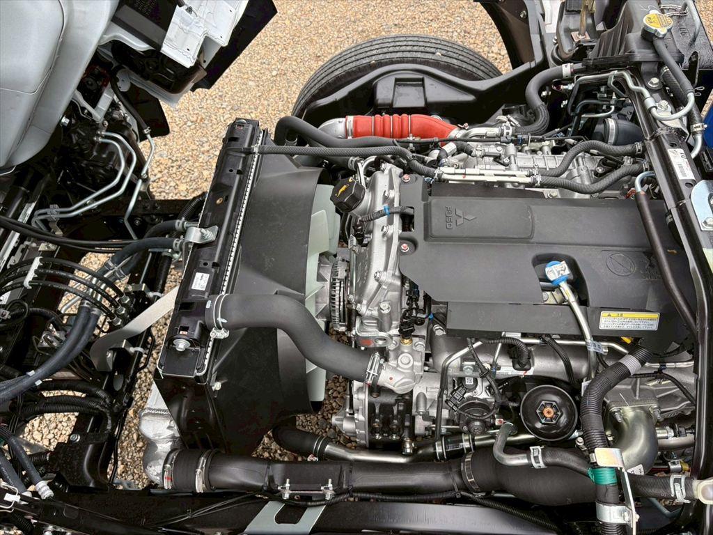 三菱 キャンター 2PG-FEB80(2WD)の写真19