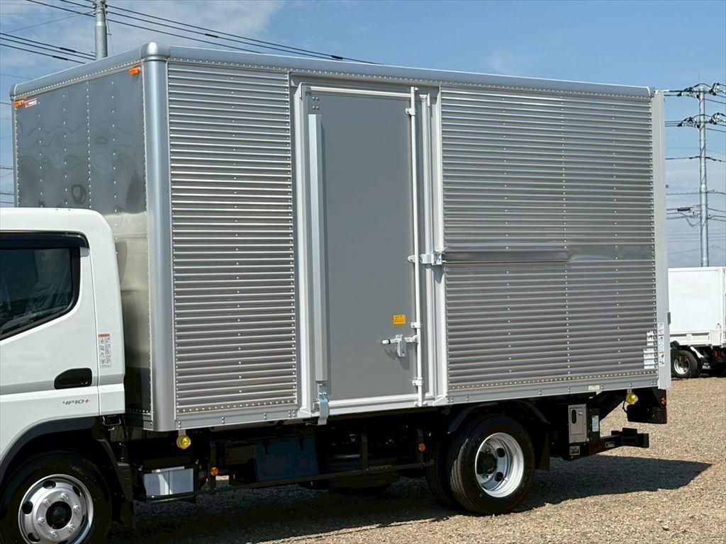 三菱 キャンター 2RG-FEB80(2WD)の写真6