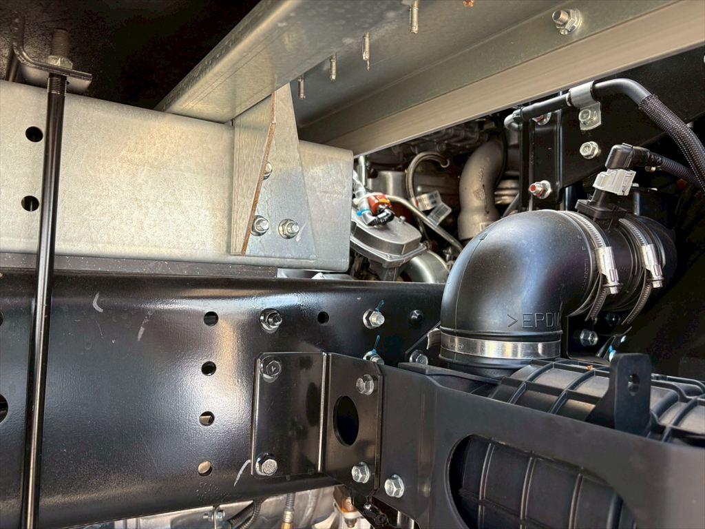 三菱 キャンター 2RG-FEB80(2WD)の写真18