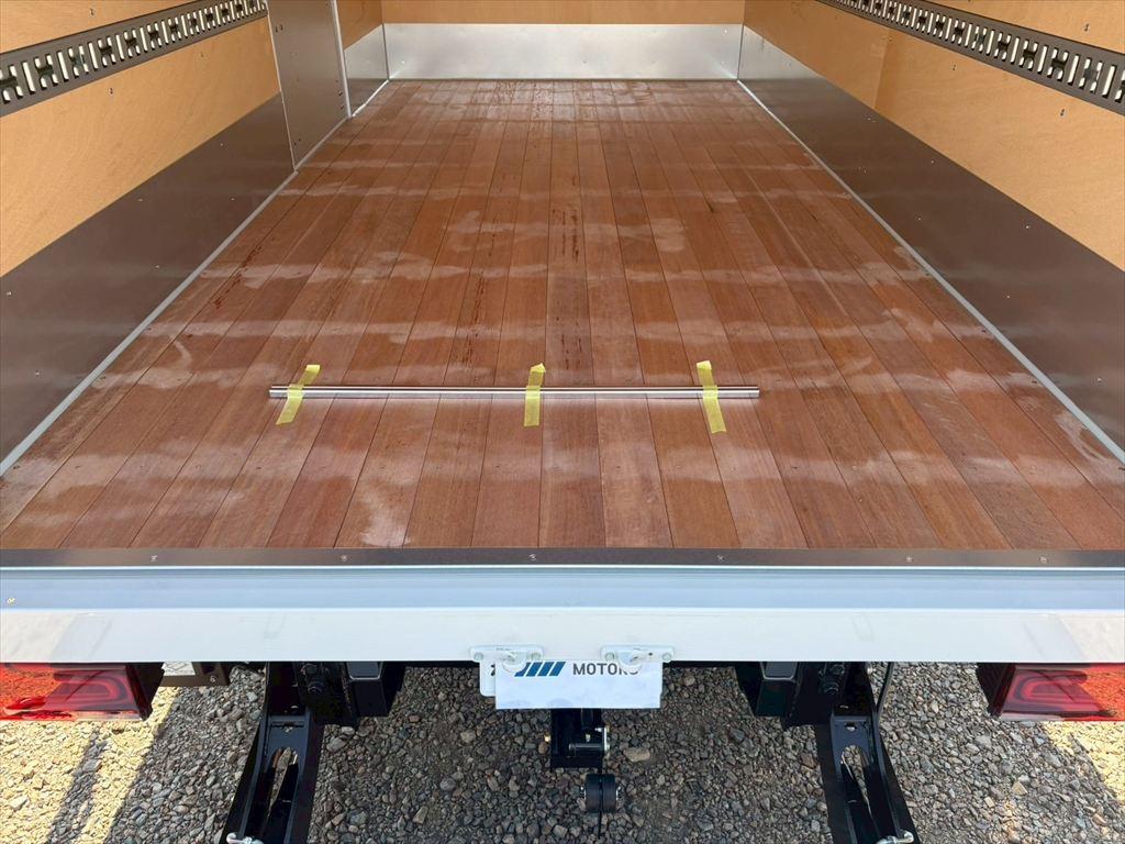 三菱 キャンター 2RG-FEB80(2WD)の写真8