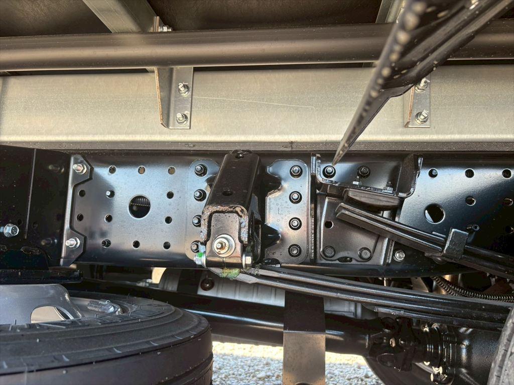 三菱 キャンター 2RG-FEB80(2WD)の写真15