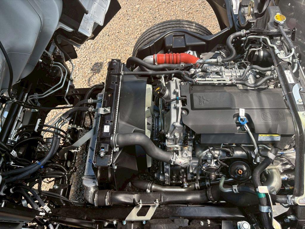 三菱 キャンター 2RG-FEB80(2WD)の写真19