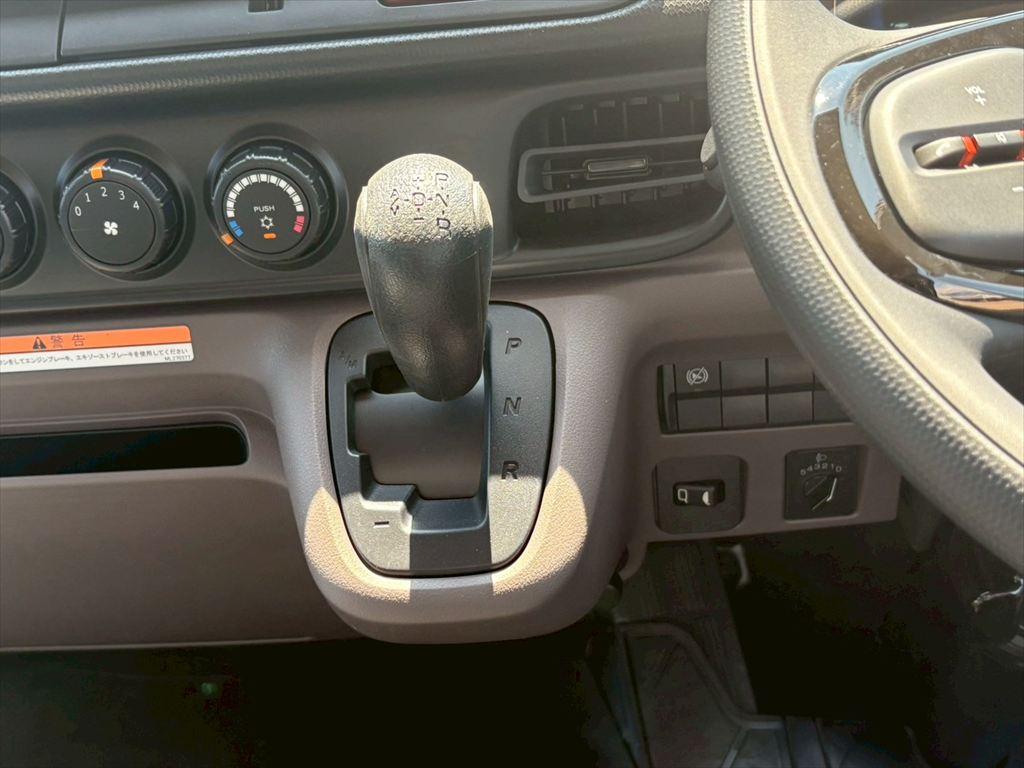 三菱 キャンター 2RG-FEB80(2WD)の写真23