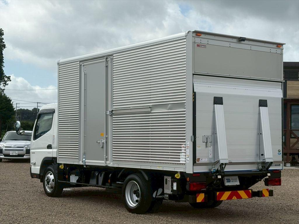 三菱 キャンター 2RG-FEB80(2WD)の写真3