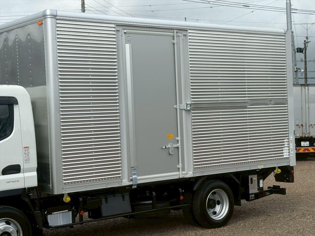 三菱 キャンター 2RG-FEB80(2WD)の写真6