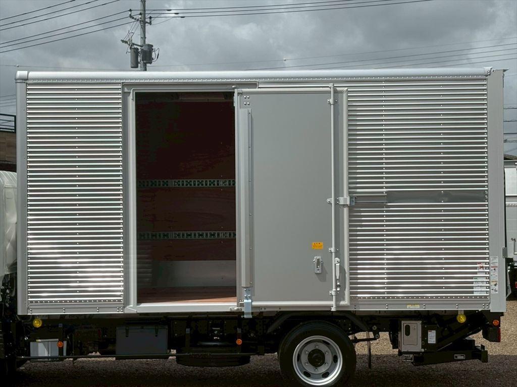 三菱 キャンター 2RG-FEB80(2WD)の写真15